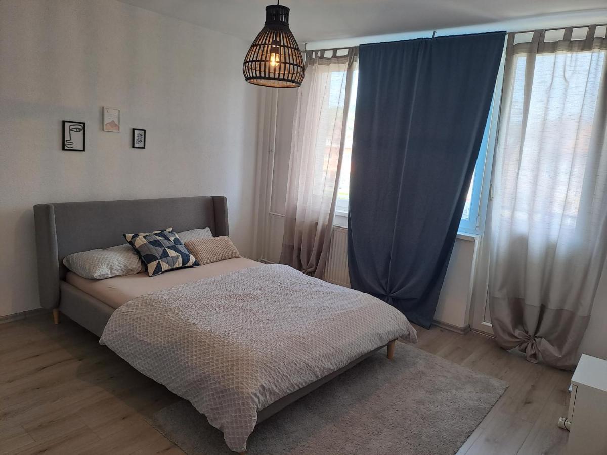 Enjoy Traveling Apartamento Tuzla Exterior foto